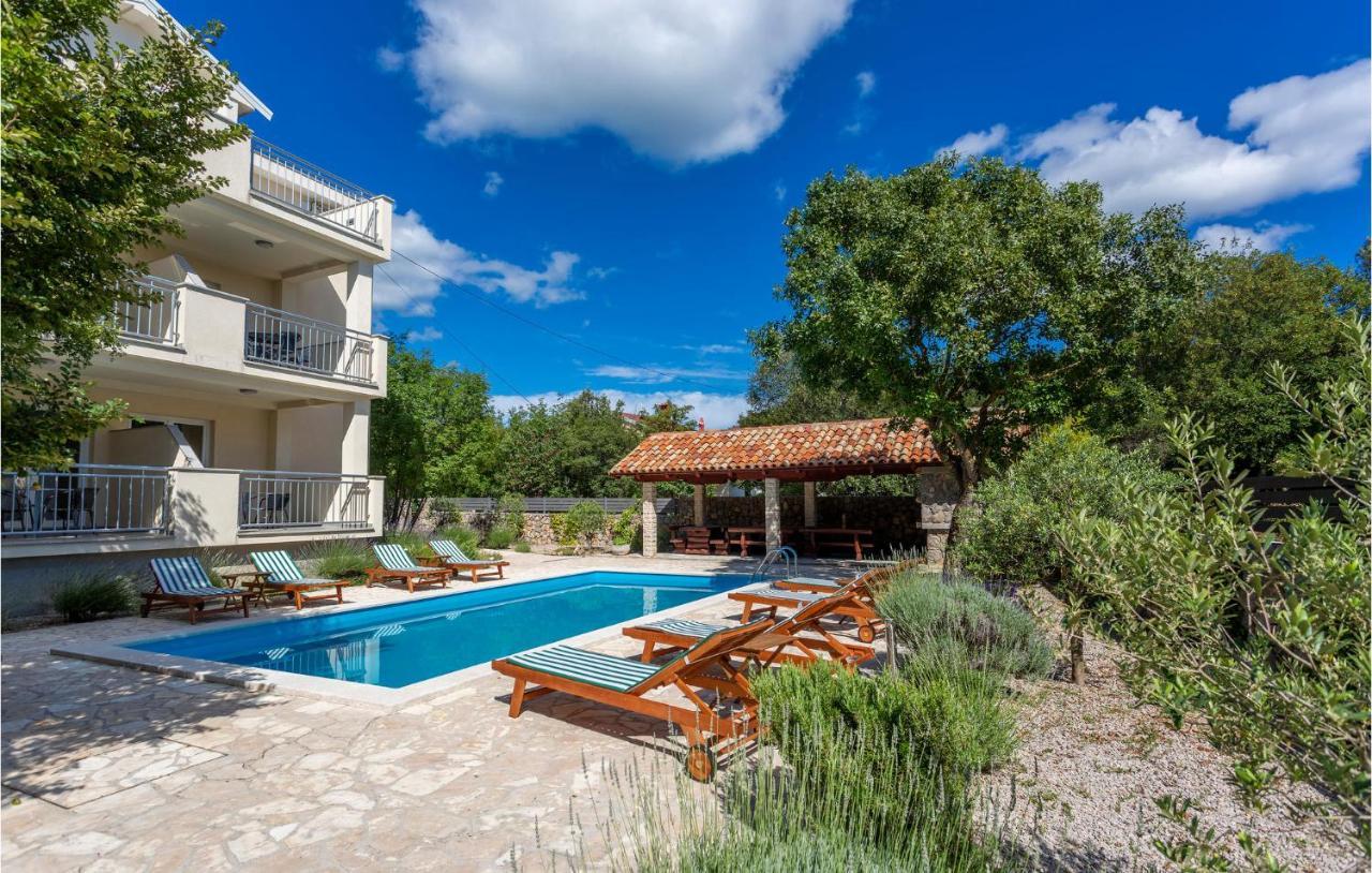 Beautiful Apartment In Pinezici With Wifi Zewnętrze zdjęcie